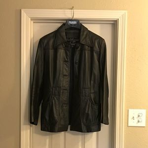 Wilsons Leather jacket—great condition!